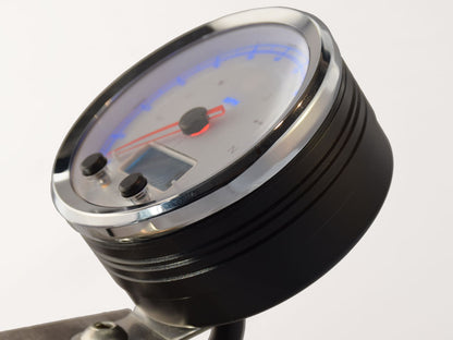 CA85 White Face Acewell 85mm diameteranalogue gauge with white face and digital panel