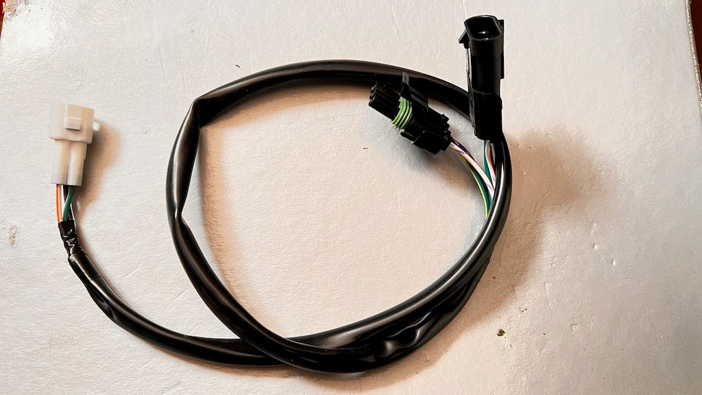 QT-CH-TRAX Quadtech Traxter rear light Plug and Play cable