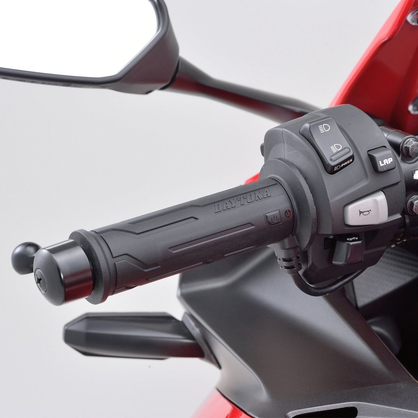 DAY-HG02 Daytona Daytona Intelligent Motorcycle Heated Grips With 4 Level Heat Control and Battery Protection